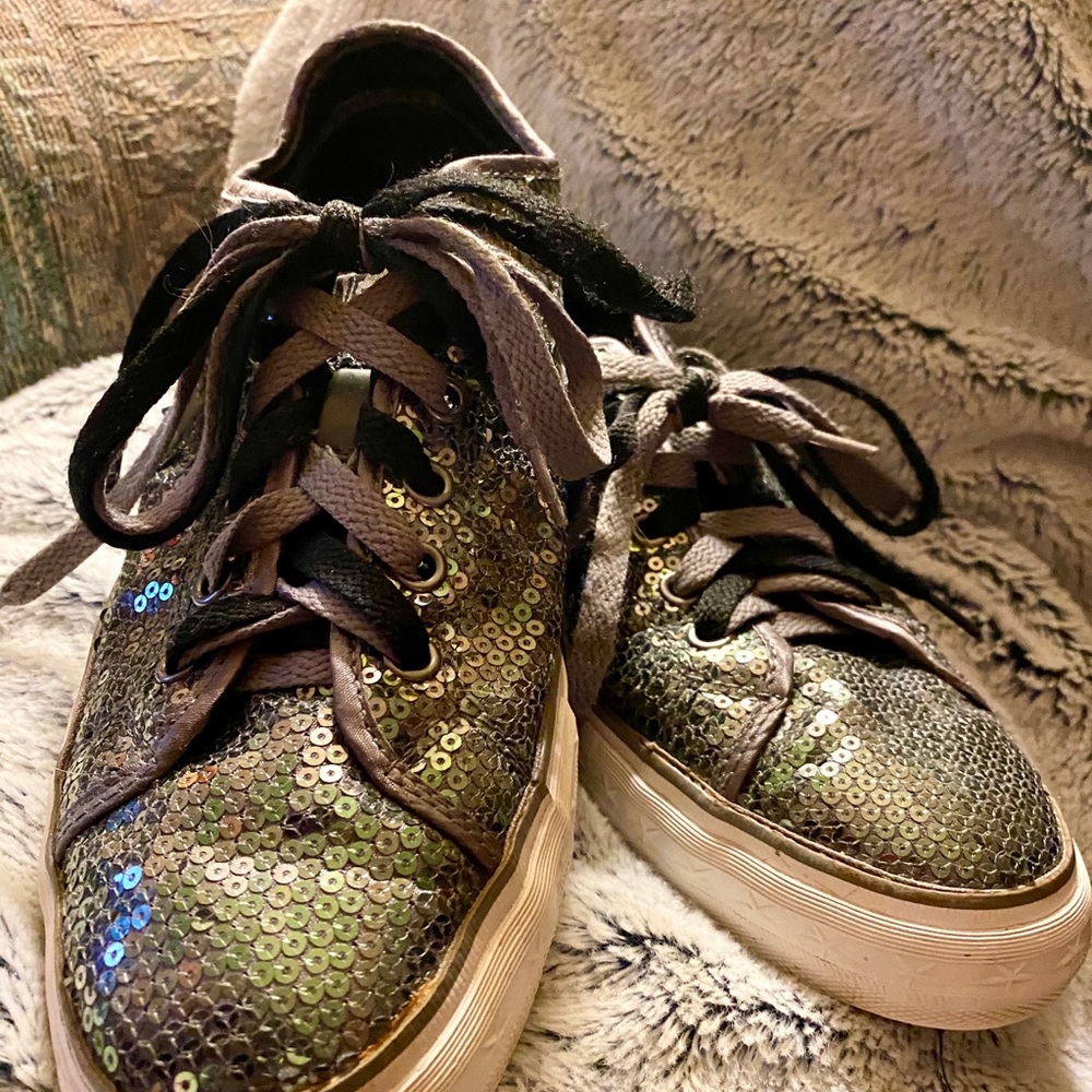 Converse One Star Shoes